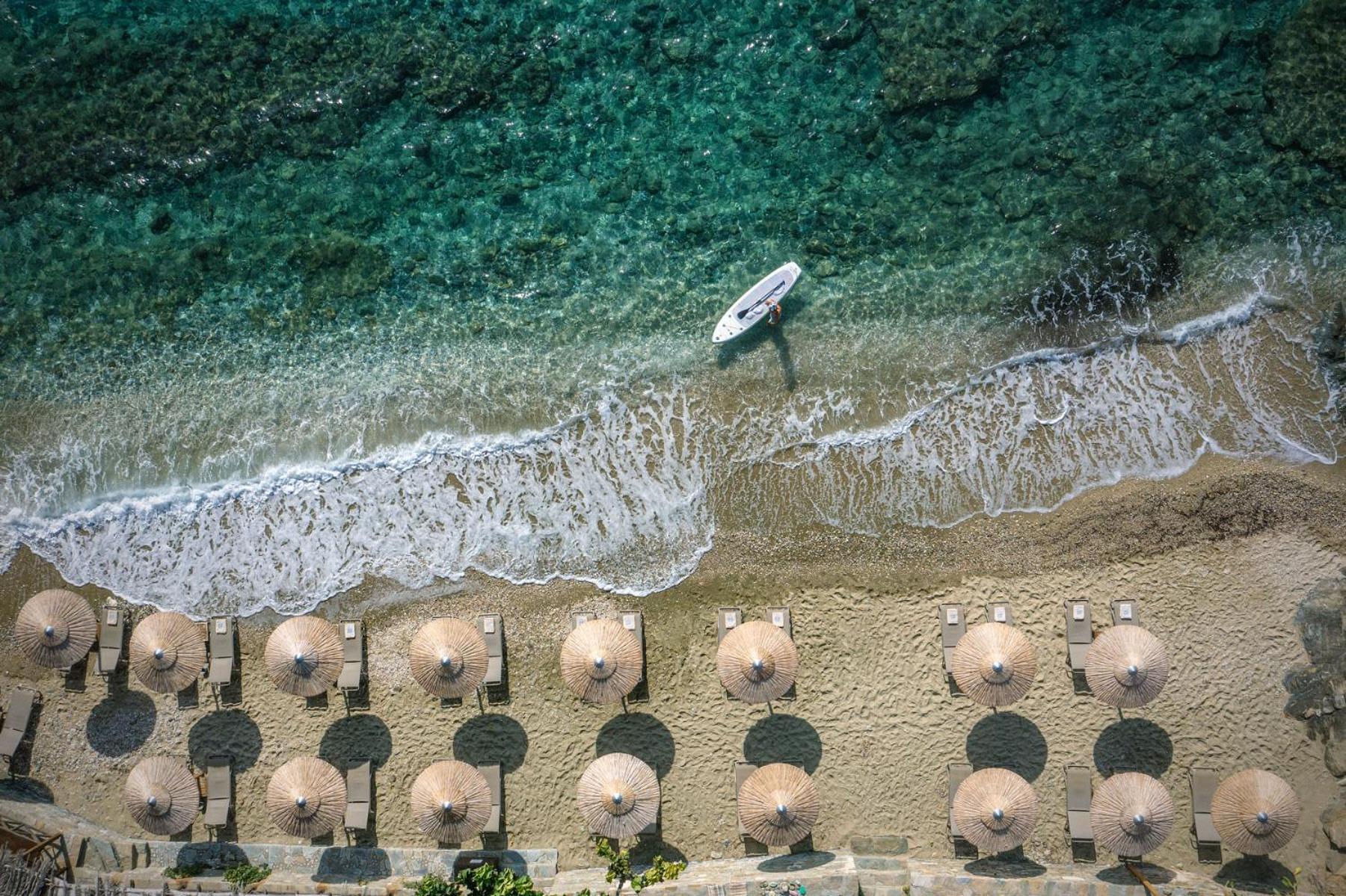 Aneroussa Beach Hotel Batsíon Exterior foto